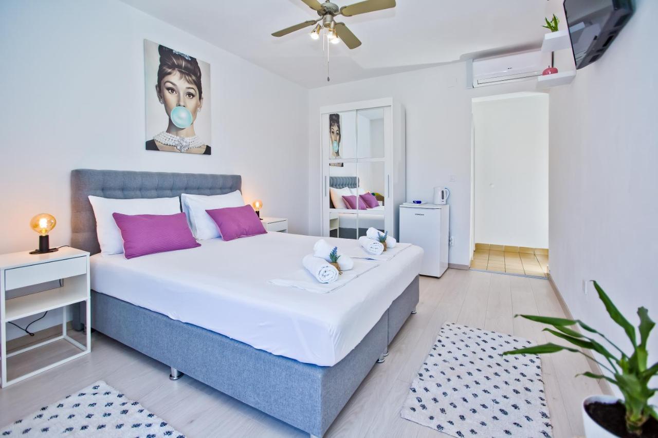 Apartments&Rooms Marija Hvar Town Buitenkant foto