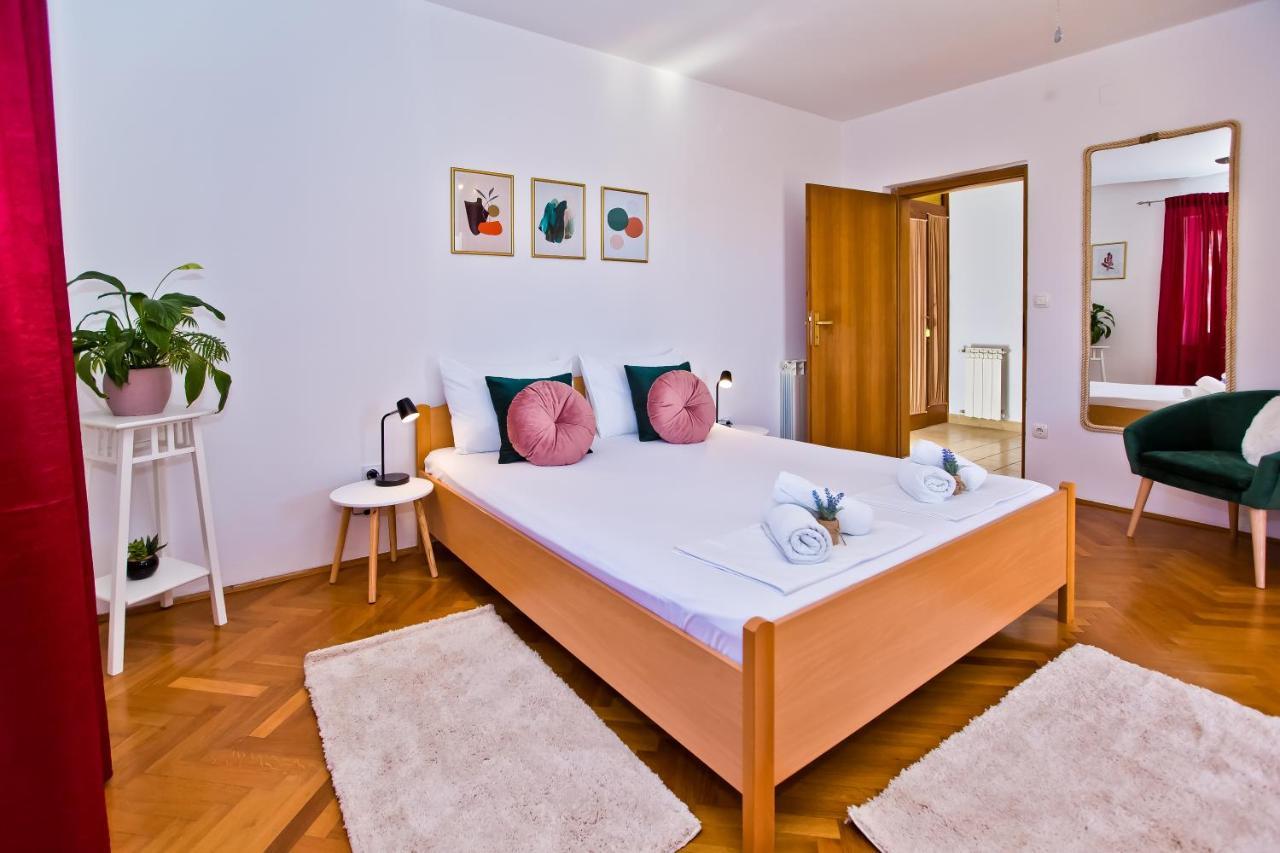 Apartments&Rooms Marija Hvar Town Buitenkant foto